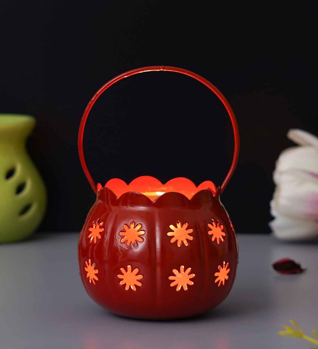 Mordern Red Iron Tea Light HolderShare By eCraftIndia