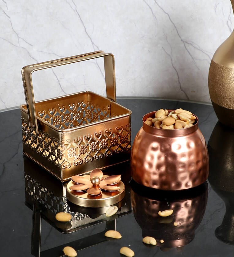 Basket With Jar SIngleShare By Amaya Decors