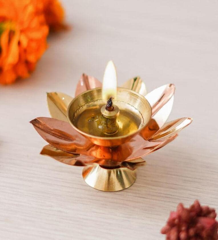2 Pcs Lotus Brass Akhand DiyasShare By Fashion Bizz