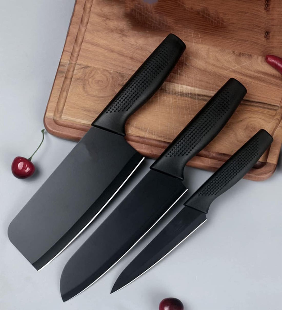 (Set of 3) Professional Stainless Steel Carbon Knife with Non-Slip HandleShare By 5 Needs