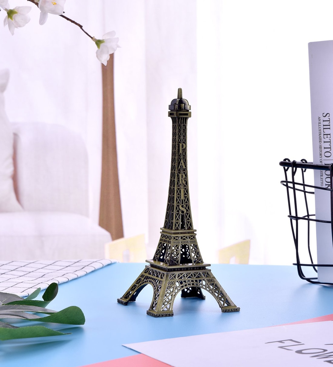 Metal Eiffel Tower Statue 4 InchShare By Wens