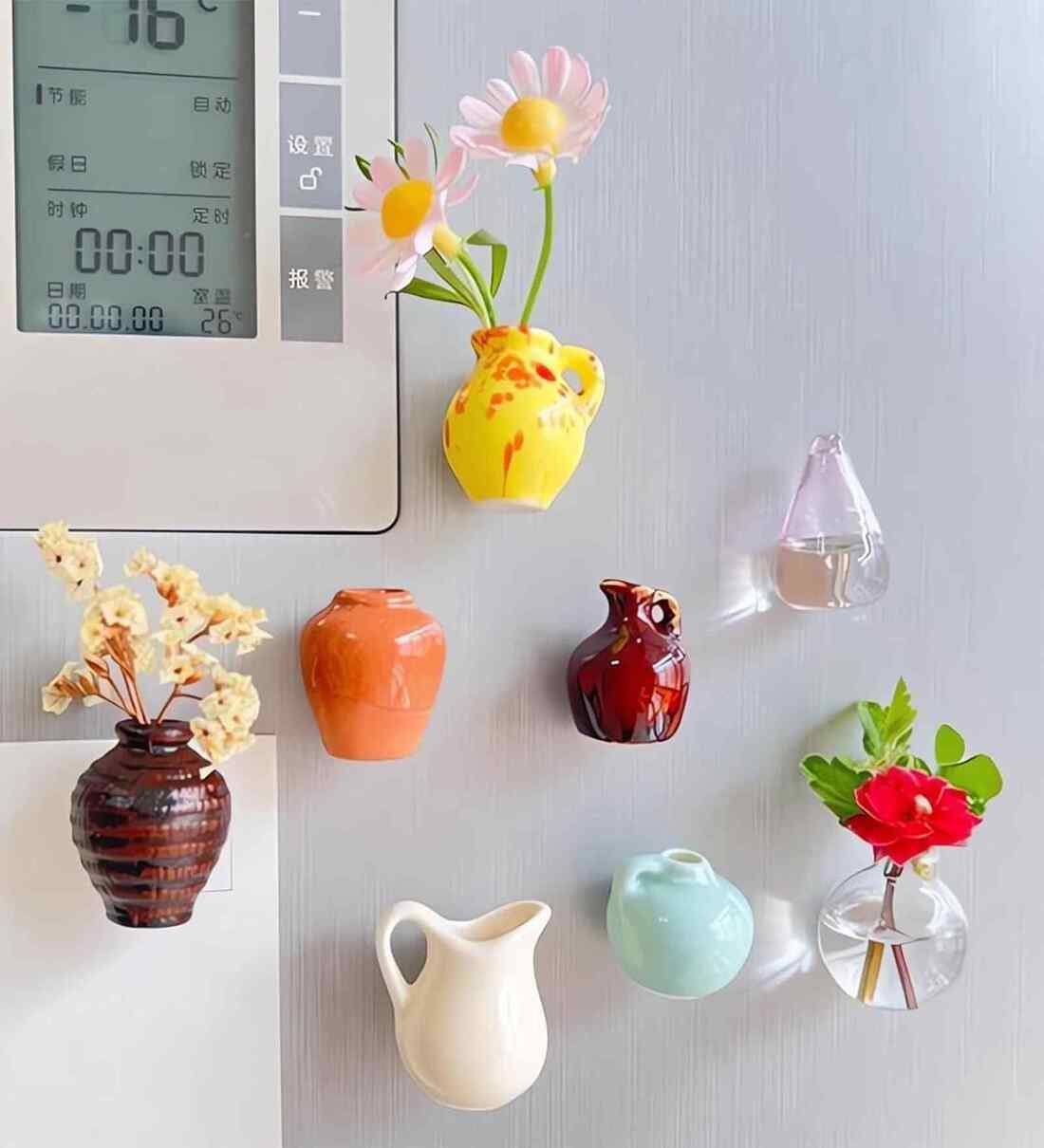 Assorted Mini Flower Vase Fridge Magnet (Pack of 4)Share By Wens