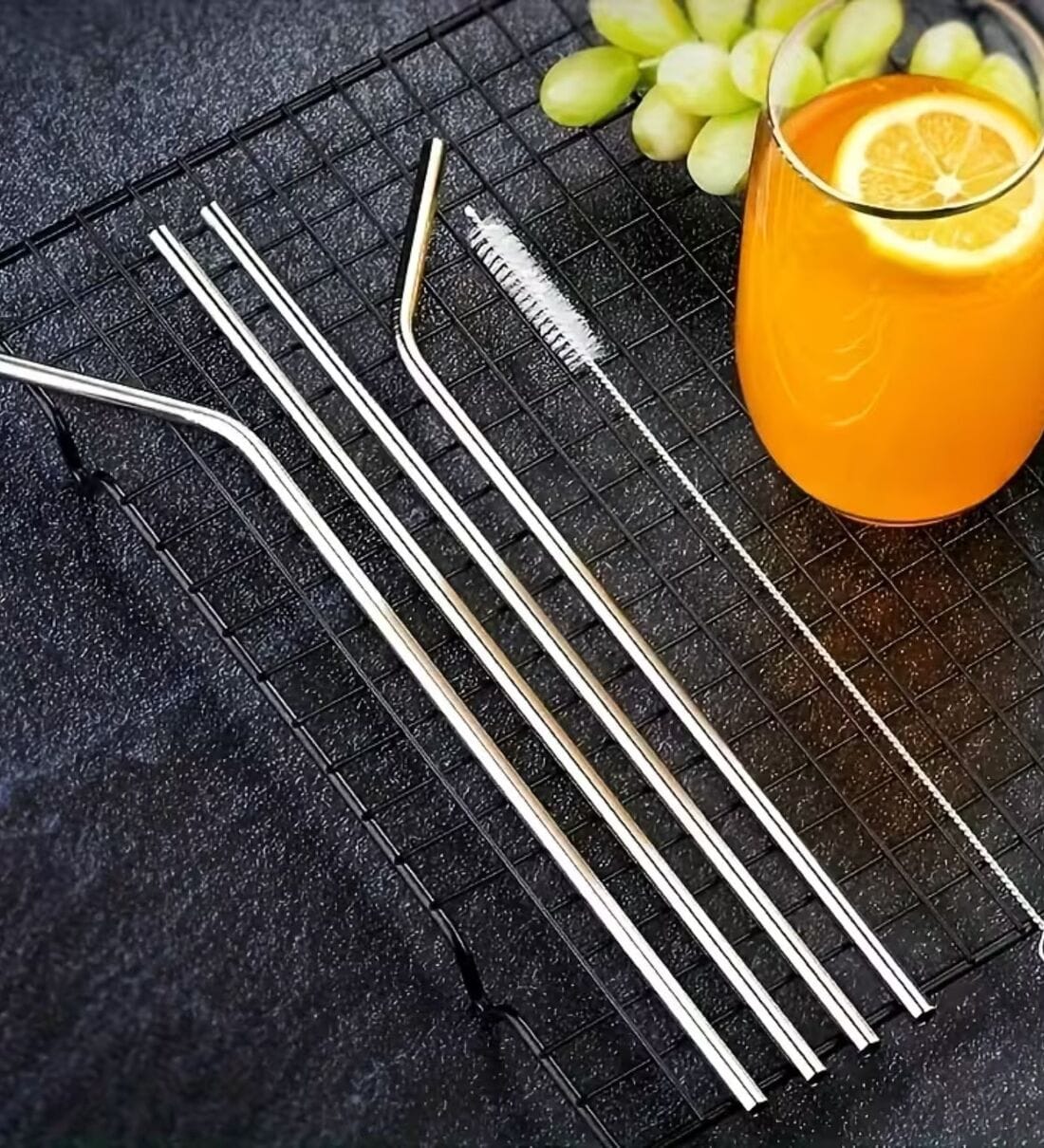 (Set of 4) Classic Collection Bent Design Stainless Steel Reusable Drinking StrawsShare By Regalo