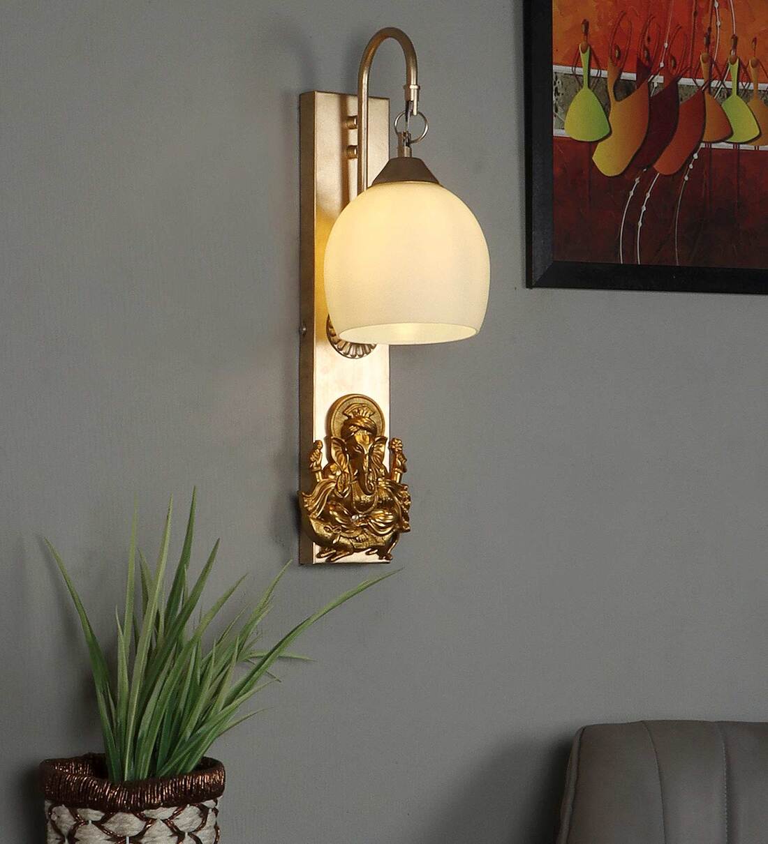 Elegant Antique Gold Iron Wall SconcesShare By DecorativeRay