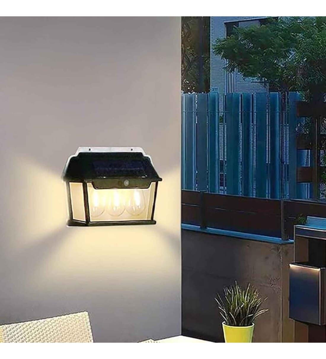 Motion Sensor Tripple Bulb LED Outdoor Solar LightShare By DecorativeRay