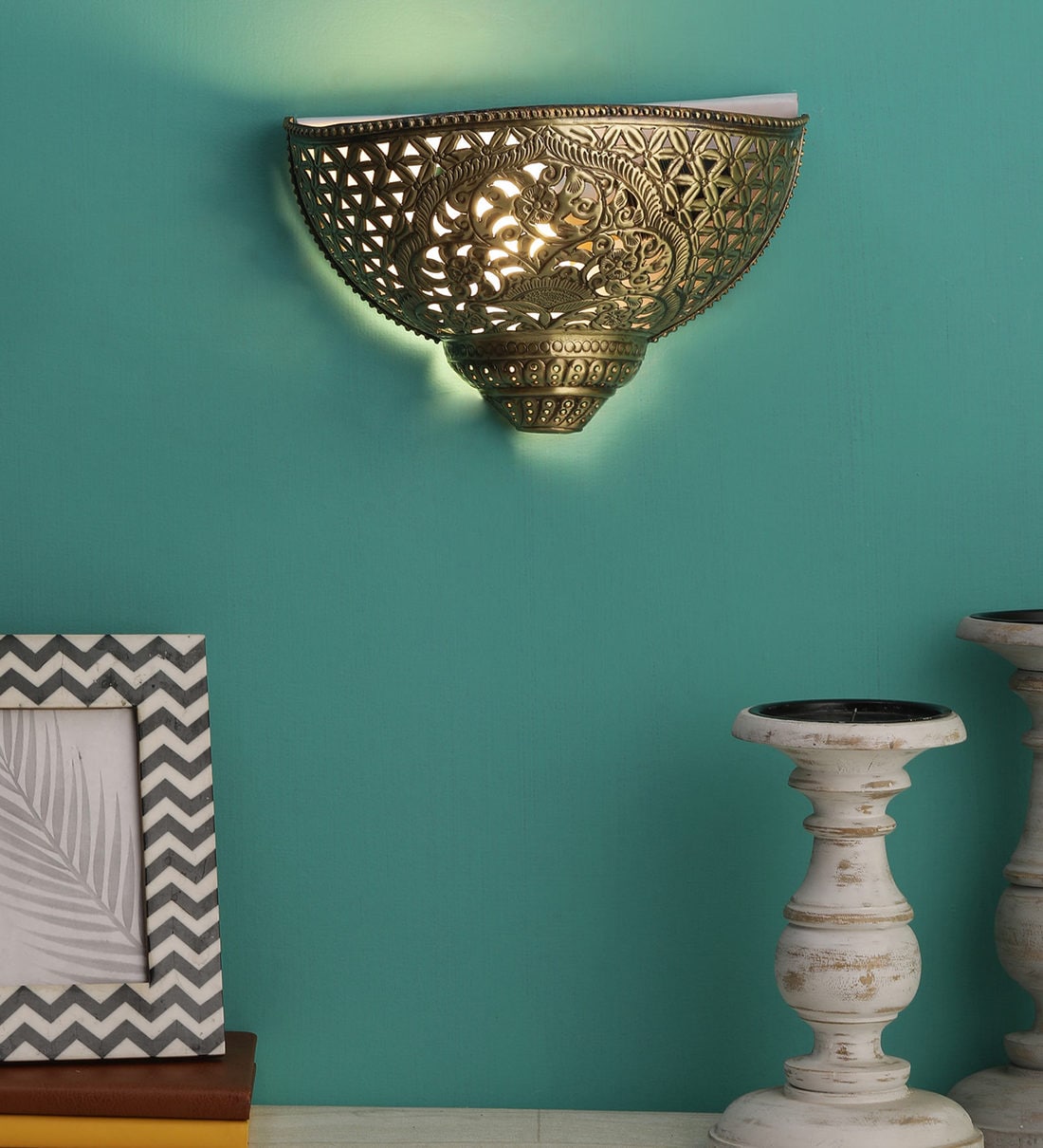 Metal Novelty Wall Light (Brass)Share By Eliante by Jainsons Lights
